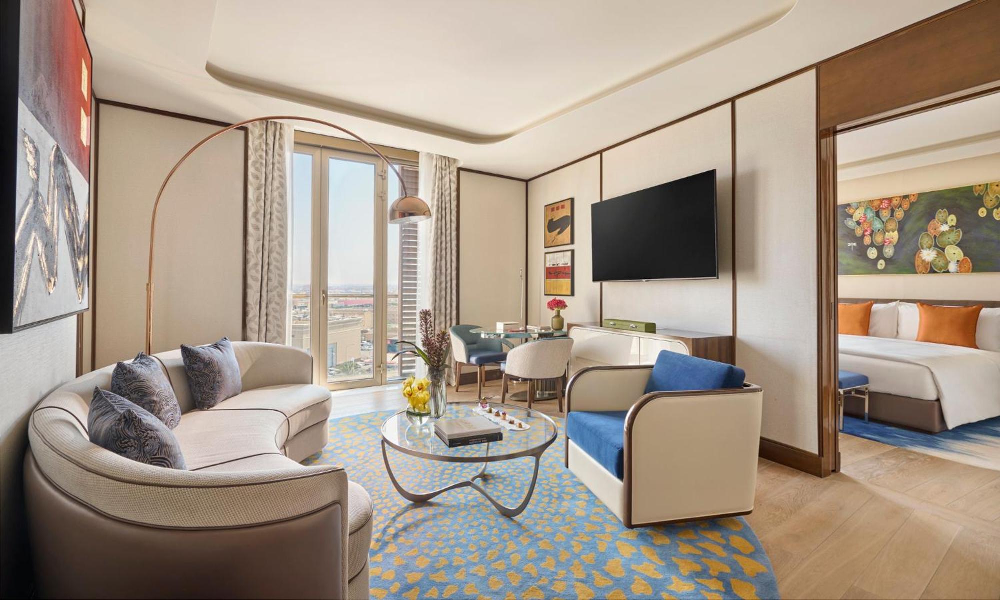 โรงแรมอัล ไฟซาเลียห์ ริยาดห์ ภายนอก รูปภาพ A suite at the hotel