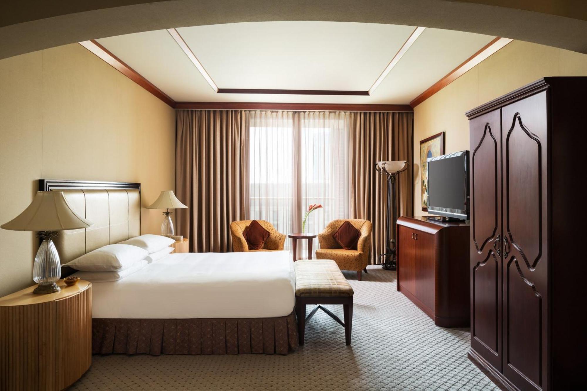 โรงแรมอัล ไฟซาเลียห์ ริยาดห์ ภายนอก รูปภาพ A room at the hotel