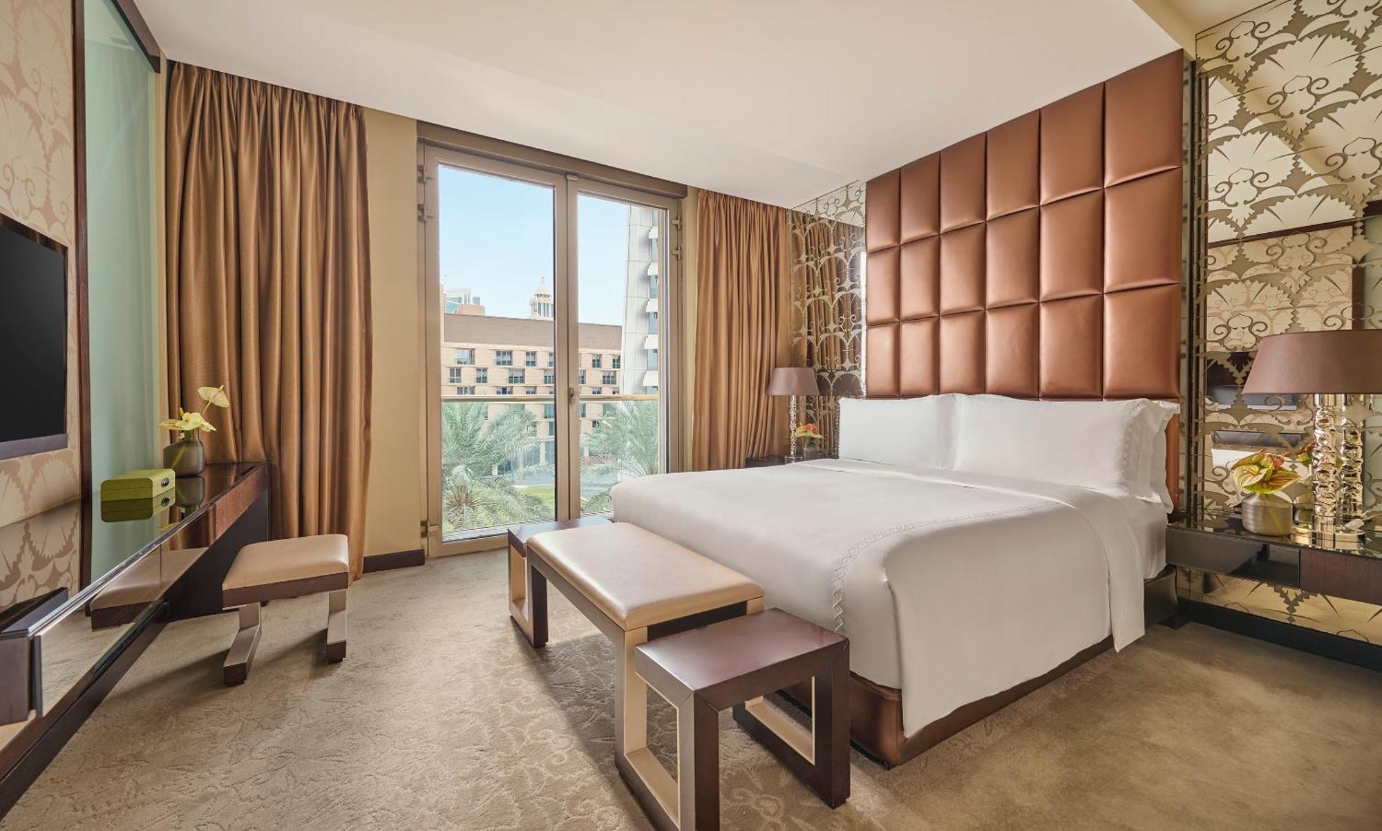 โรงแรมอัล ไฟซาเลียห์ ริยาดห์ ภายนอก รูปภาพ Deluxe Suite